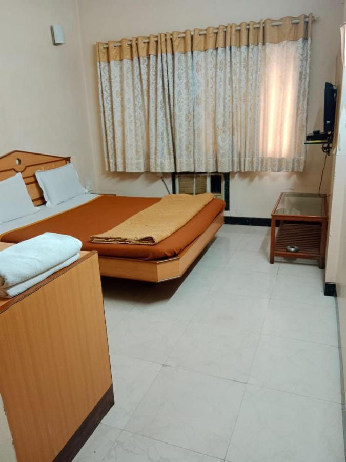 Pooja International Nashik Hotel Exterior foto